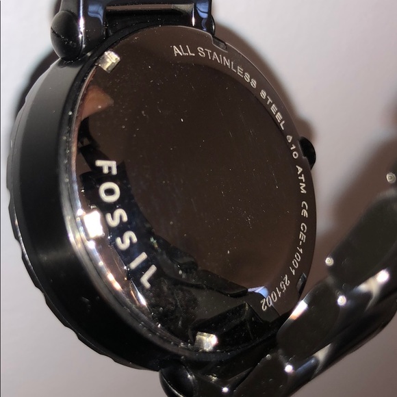 Fossil Watch - Picture 5 of 9